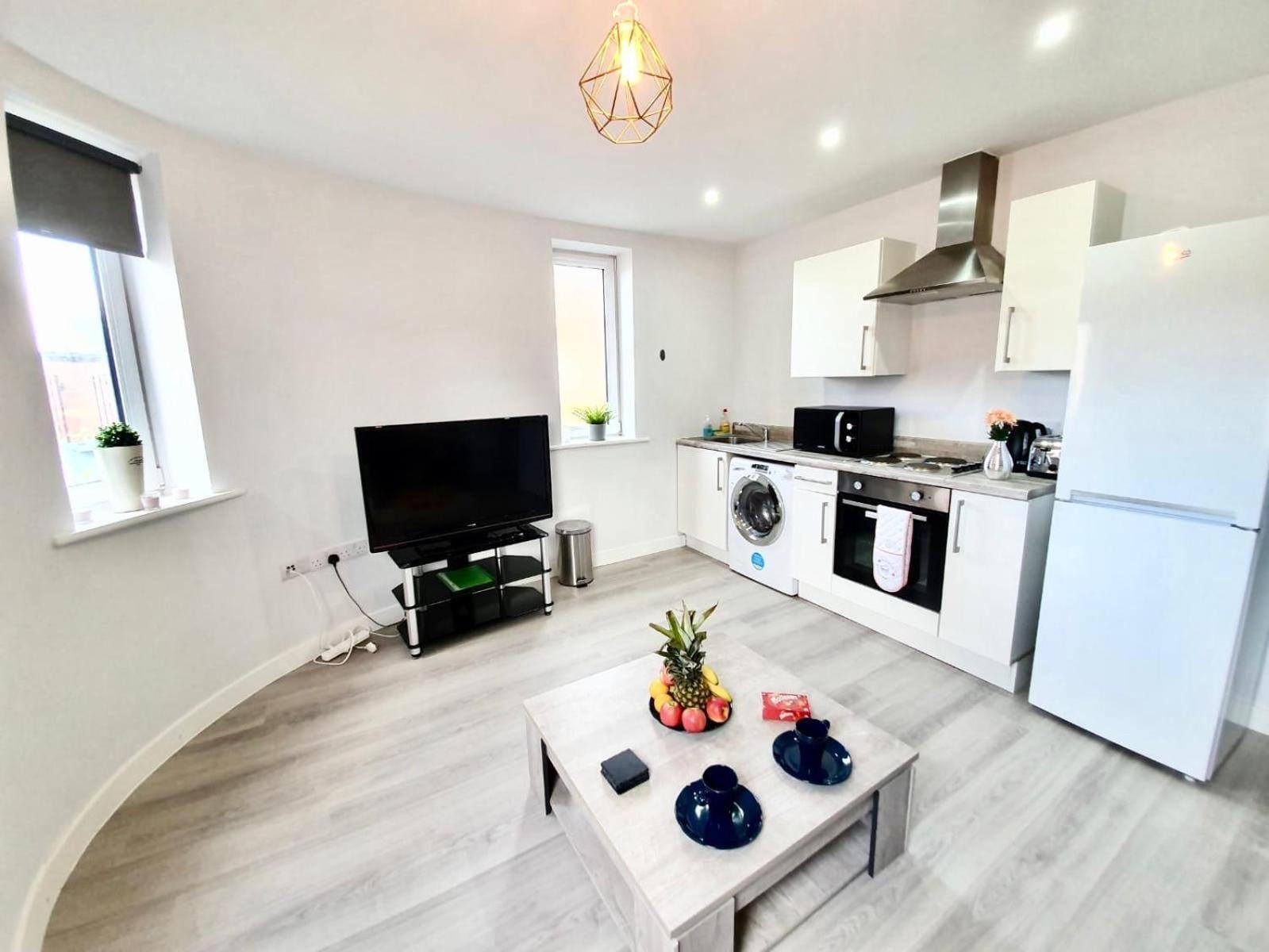 Opp Liverpool - Perfect For Contractors And Travellers, Big Savings Booking 4 Nights Or More! Quarto foto