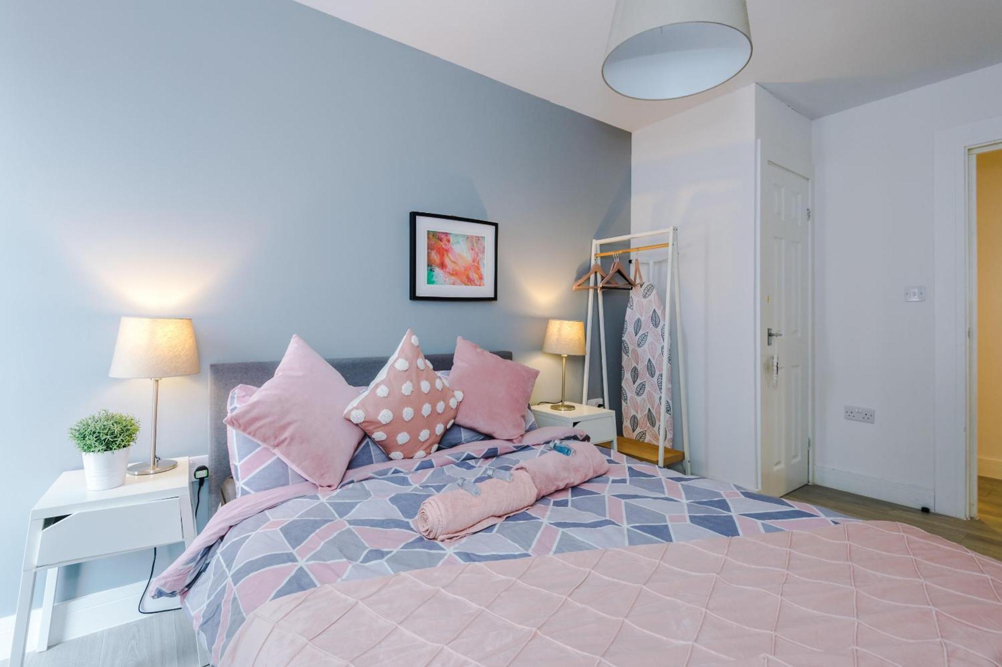 Opp Liverpool - Perfect For Contractors And Travellers, Big Savings Booking 4 Nights Or More! Quarto foto