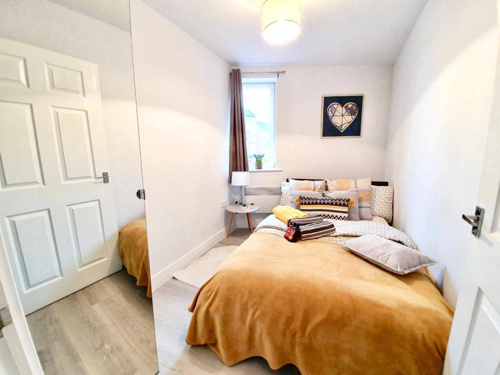 Opp Liverpool - Perfect For Contractors And Travellers, Big Savings Booking 4 Nights Or More! Quarto foto